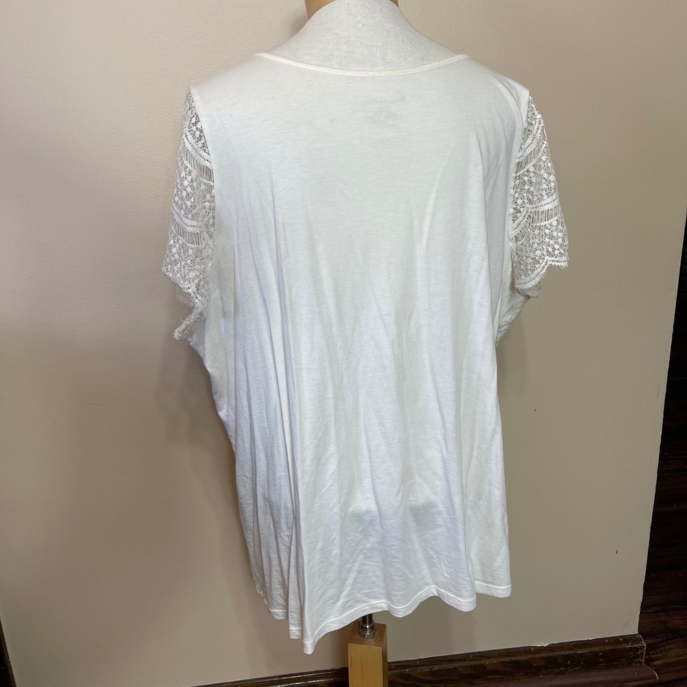 Lane Bryant Cream Scalloped Lace Front Short Sleeve Top Plus Size 22/24 - Picture 2 of 7